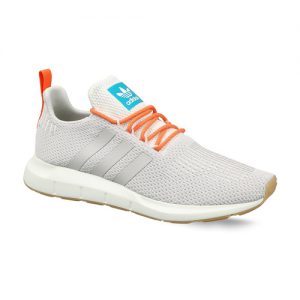 ADIDAS – Get extra 15% off on Cart Value of INR 3999