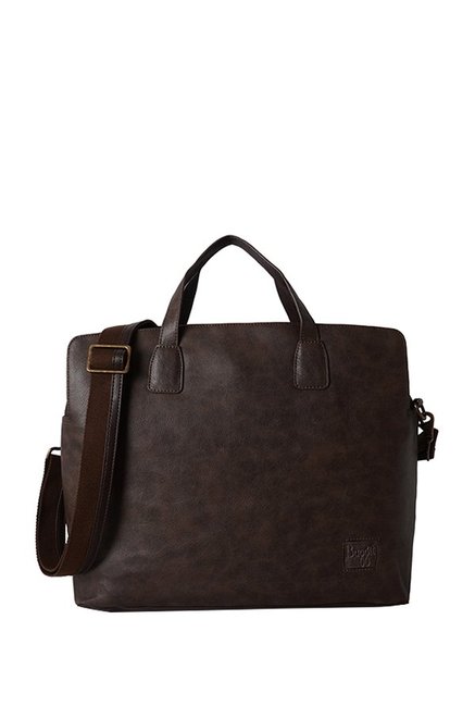 Tata Cliq : Get upto 65% off on Mens Bags.