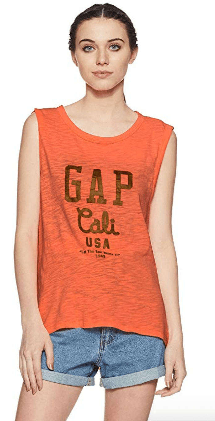 Amazon Offers – Buy GAP Women’s Logo T-Shirt at only Rs. 899